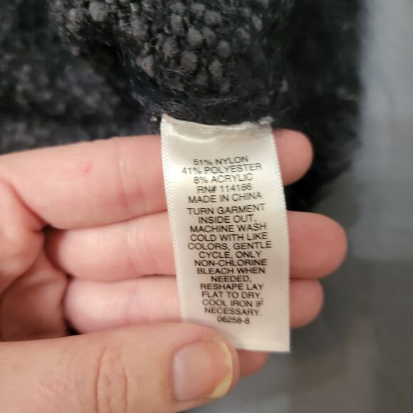 Arizona Jean Co Fuzzy Fair Isle Cropped Sweater Black Pink Cozy Winter Knit - Picture 8 of 9